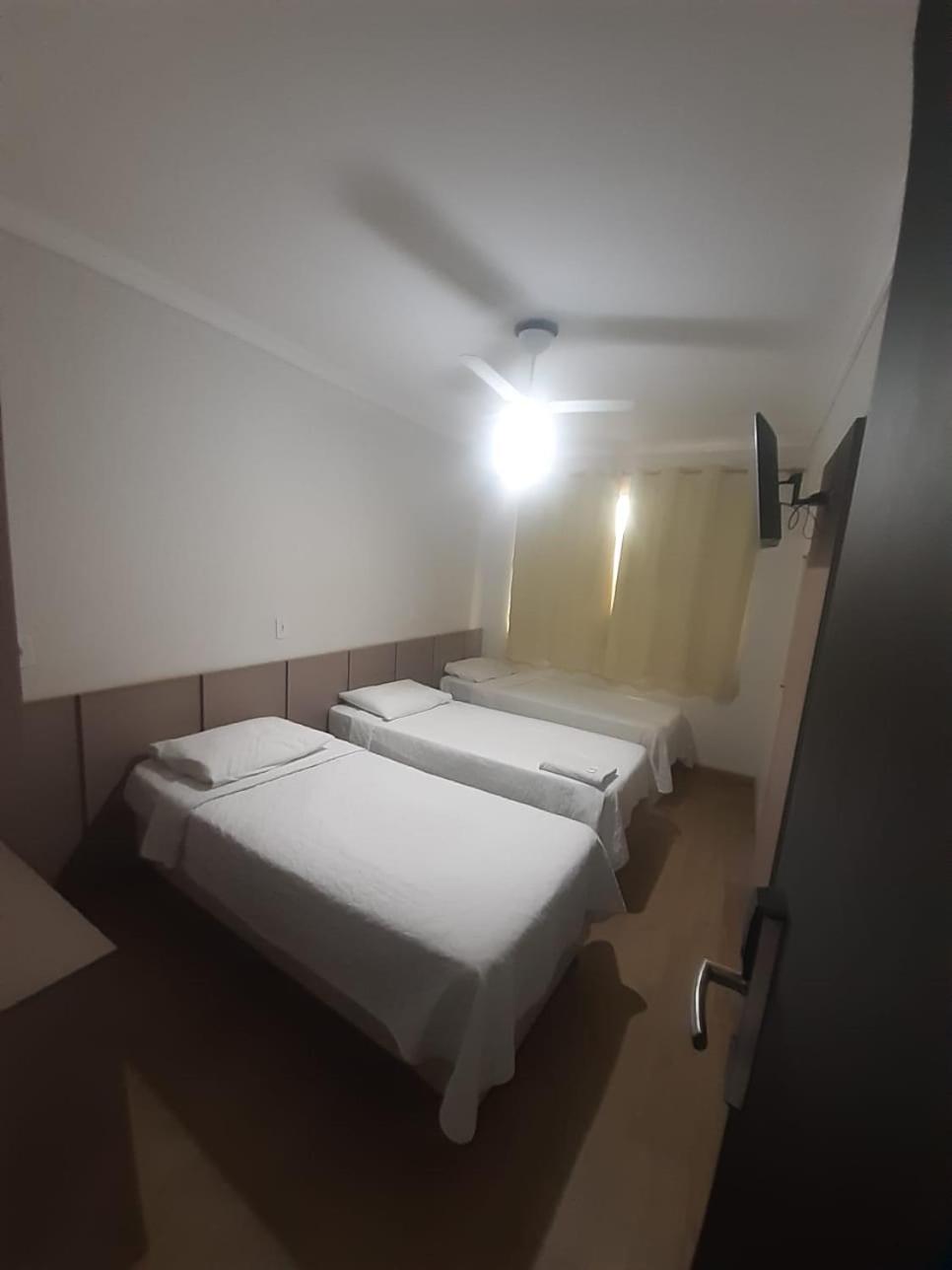 Hotel Esmig Venda Nova do Imigrante Esterno foto