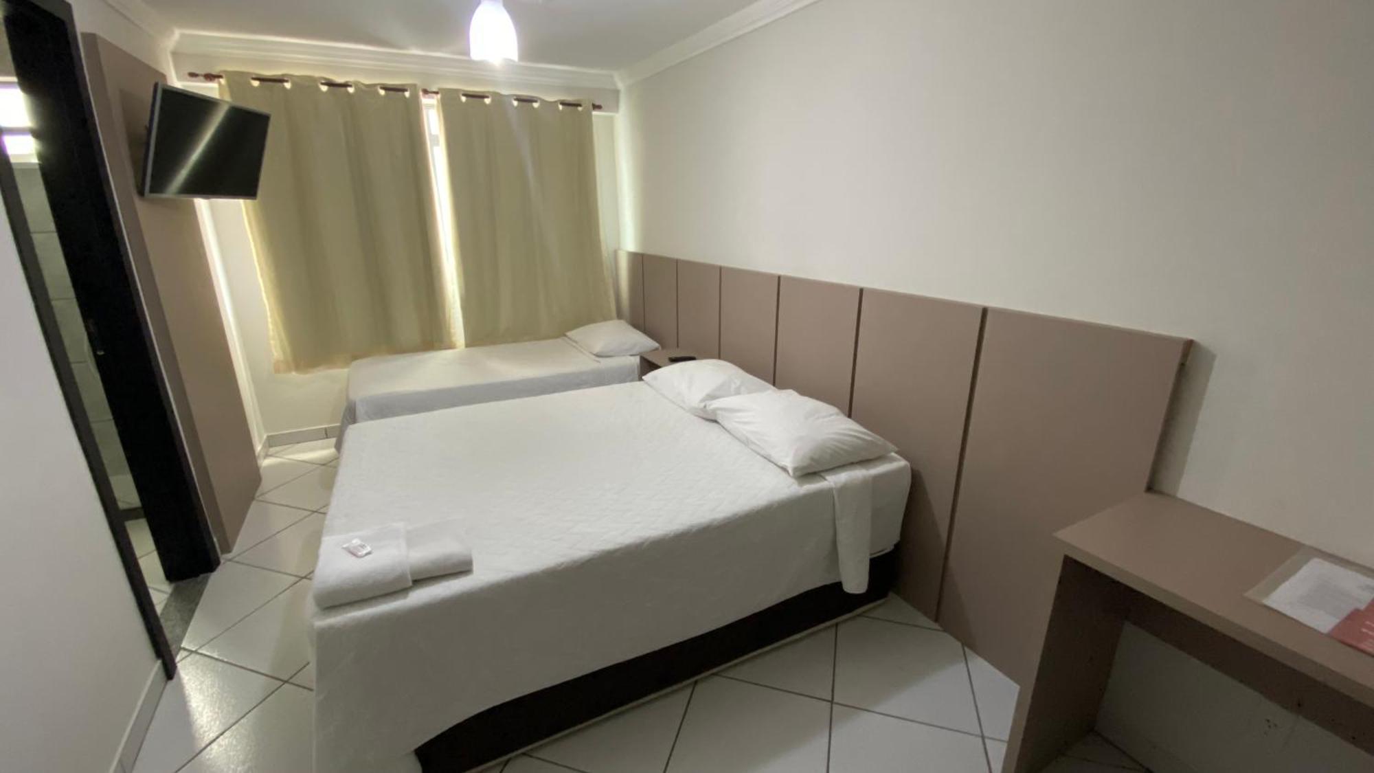 Hotel Esmig Venda Nova do Imigrante Esterno foto